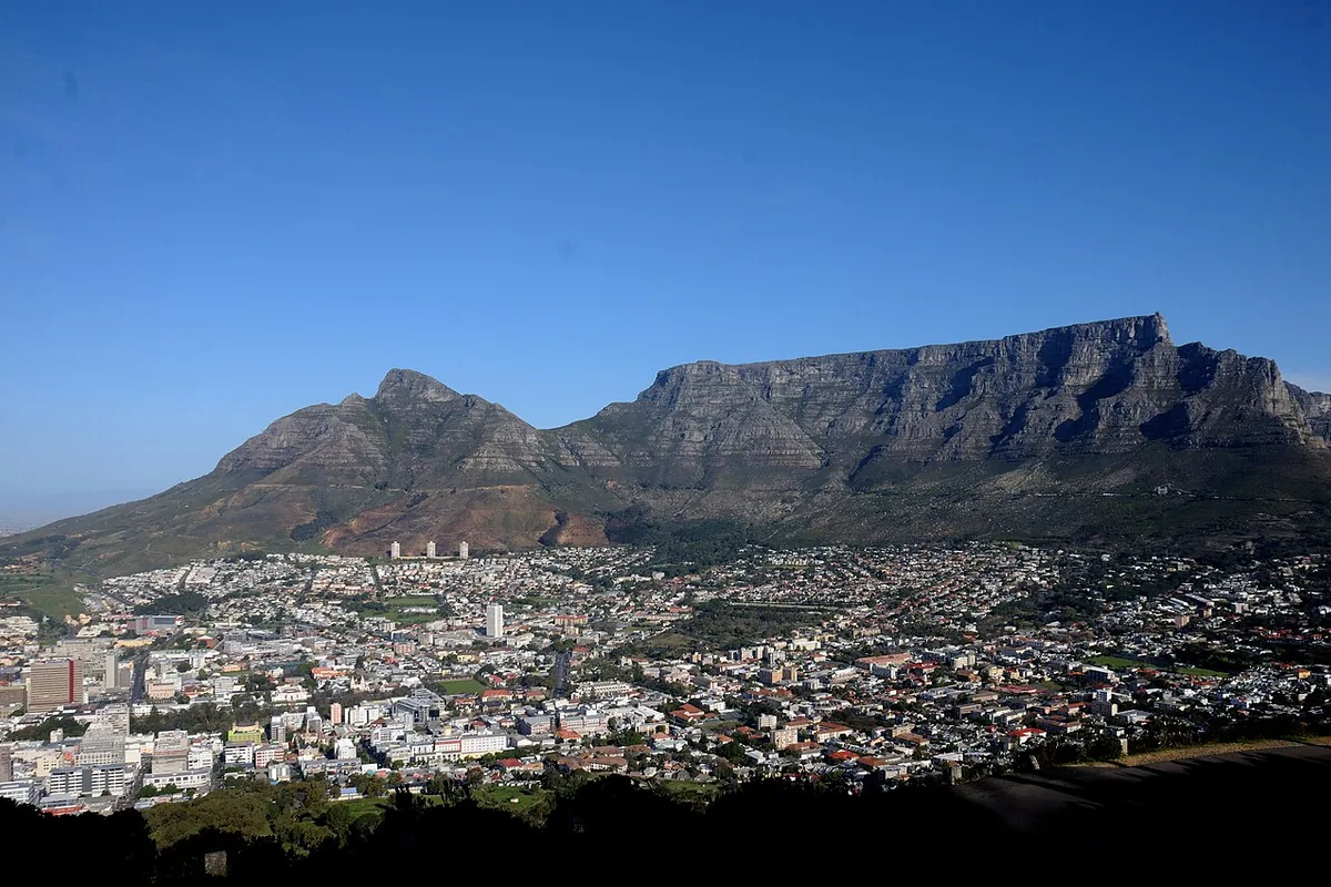 Cape Town beneath Table Mountain